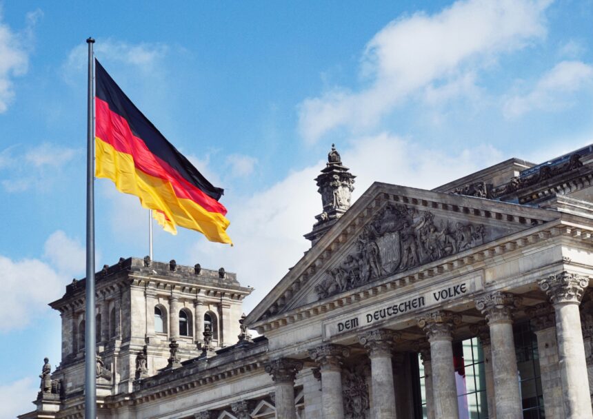 ドイツの国旗と風景の写真